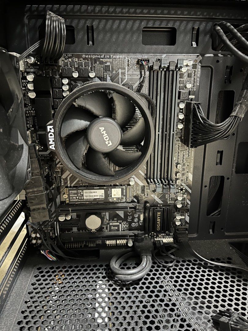 Ryzen 5 2600|B450|HyperK 500W|Techware case487555714819696641