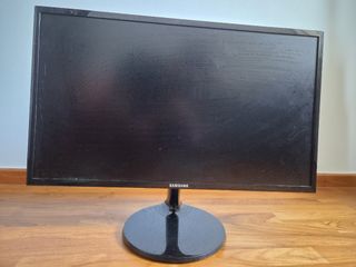 (Category: ) located in . Submitted by ec6223 (Listing ID 1444906467, Image 1). Description: .