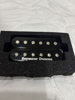 (Category: ) located in . Submitted by ezguitars (Listing ID 1444961762, Image 1). Description: .