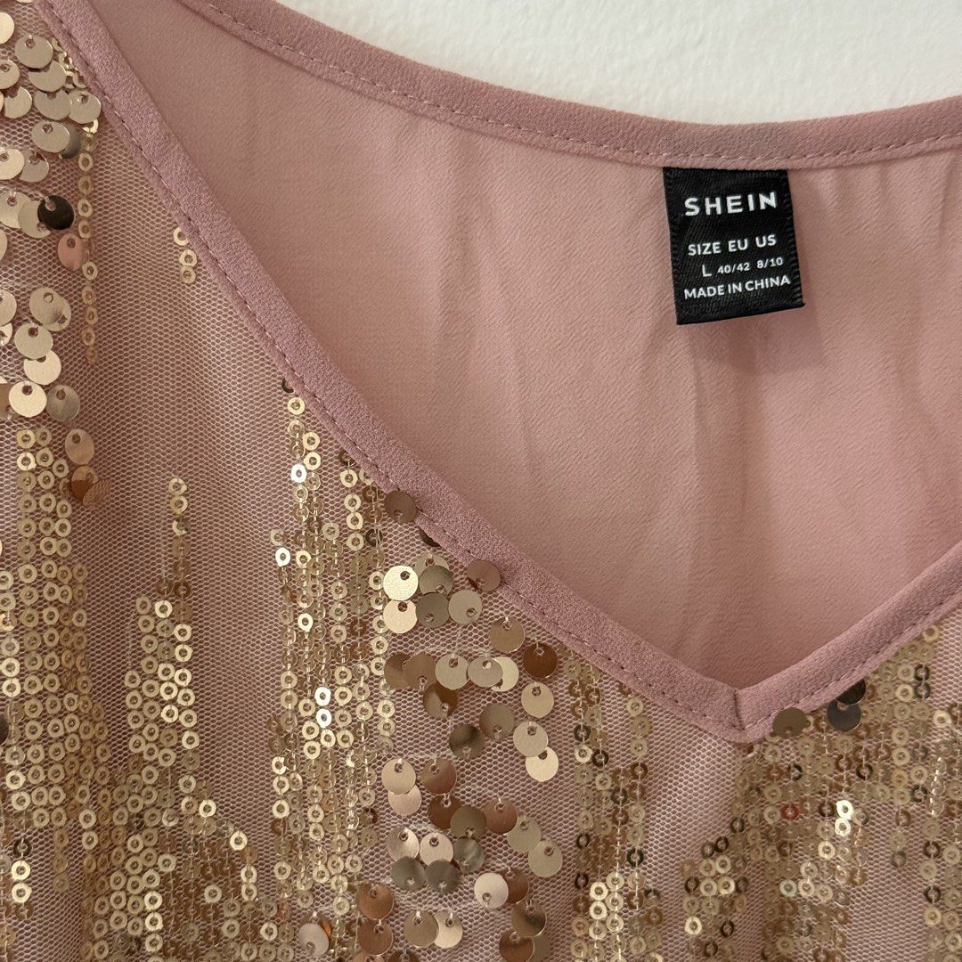 Shein Sequined Sleeveless Top L (Category: Sleeveless) located in Cavite. Submitted by onceloved_ (Listing ID 1444922450, Image 3). Description: Width: 22”.