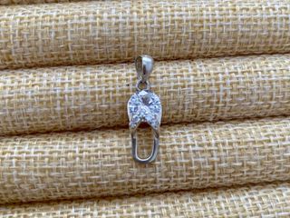(Category: ) located in . Submitted by silvershineph (Listing ID 1444905723, Image 1). Description: .