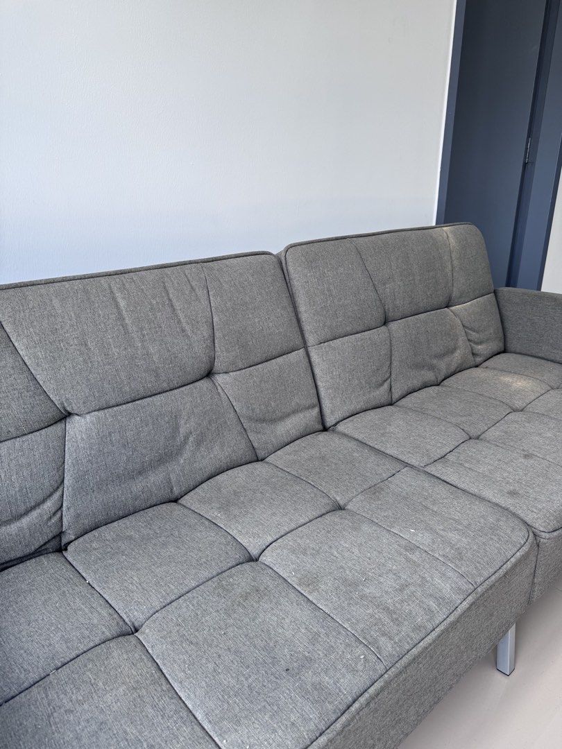 Sofa (Category: Sofas) located in Seremban. Submitted by geerhm (Listing ID 1444887416, Image 3). Description: Self pick up only on weekend Pickup dekat Jalan Bangau Taman Bentara Nak clear kan barang rumah sebab dah pindah rumah .
