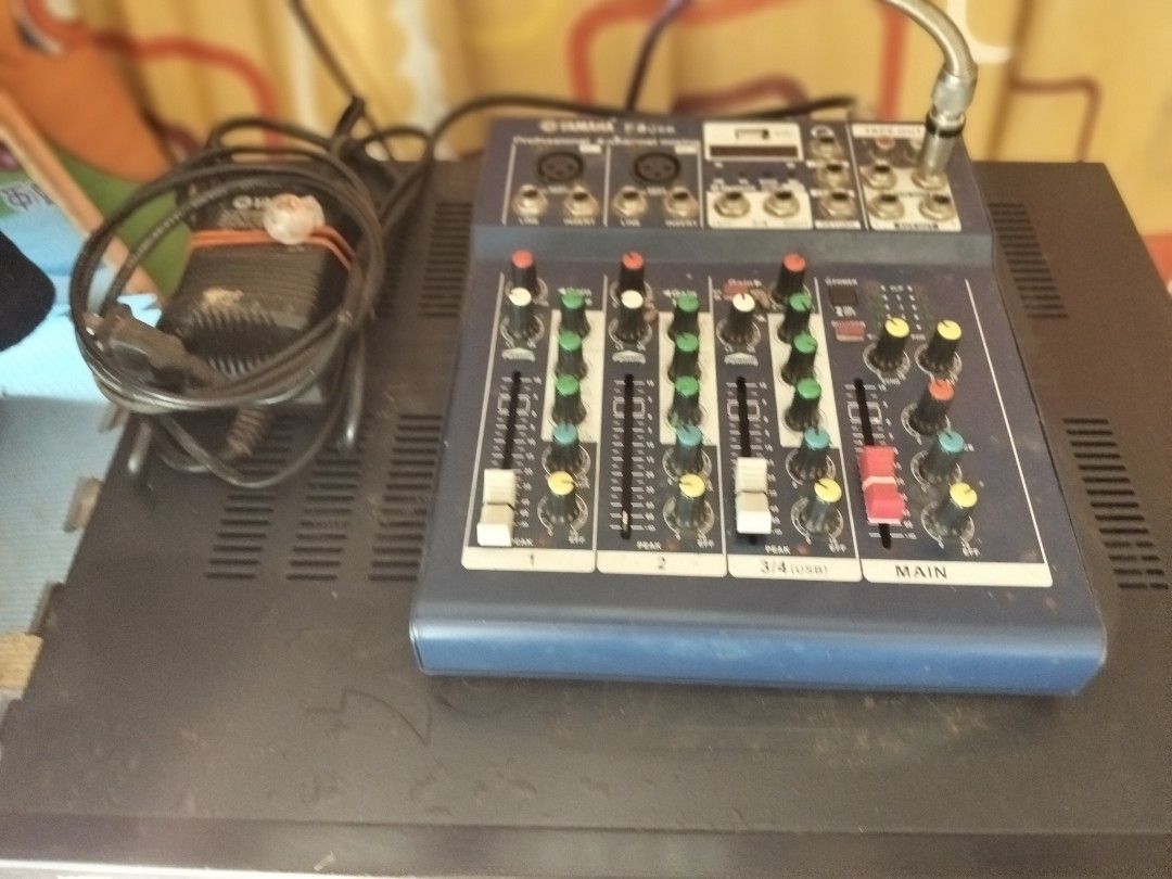 sound system Speaker amplifier mixer (Category: Soundbars, Speakers & Amplifiers) located in Bagac. Submitted by mr.jpj (Listing ID 1445017641, Image 2). Description: sound system rush for sale!!! P 8,500 2 pcs konzert speaker (10") 1 amplifier 1 mixer (4 channel) used but not abused. ( gamitin nlng po ) RFS: sawa n po sa malaking set up. need space. gusto ko na po ng movable at maliit lang na set up. reach me @ zero9six3six33four8four4 bagac bat