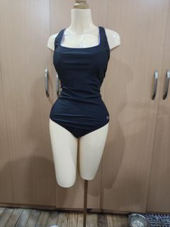 (Category: ) located in . Submitted by ajrswimwear (Listing ID 1444945258, Image 1). Description: .