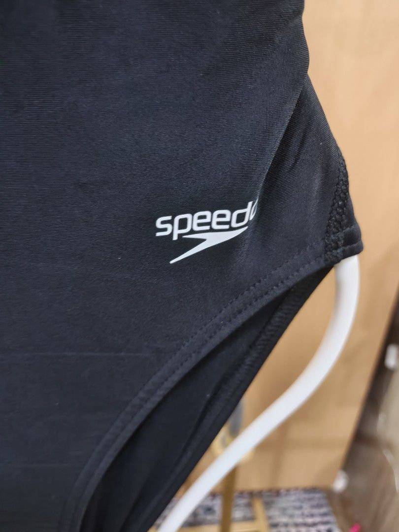 Speedo Black One-Piece Swimsuit (Category: Bikinis & Swimsuits) located in Manila. Submitted by ajrswimwear (Listing ID 1445034617, Image 2). Description: - Speedo black one-piece swimsuit - Criss-cross back design - Size: US 30 - Ideal for swimming or training - Comfortable fit - Made in Sri Lanka.