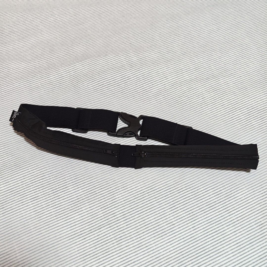 SPIbelt Dual Pocket Pro Running Belt (Category: Belts) located in Caloocan City. Submitted by alycho (Listing ID 1444914385, Image 2). Description: Bought for P2,500 at Amazon Used once only! Issue: 4th photo - stitching. But 100% works as intended, doesn't affect functionality at all & can still be fixed. RFS: Already bought running shorts with built-in 360 belt/pockets 📍 Pick-up: Edsa Caloocan (payment first before ship out).