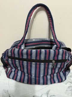 (Category: ) located in . Submitted by goldboxph (Listing ID 1444986181, Image 1). Description: .