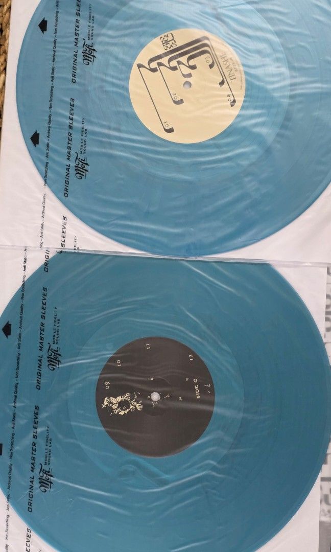 Tinashe - 333 (VMP Exclusive - Numbered) (Category: CDs & DVDs) located in Makati City. Submitted by jp005 (Listing ID 1435474086, Image 2). Description: Condition: +VG, +VG.