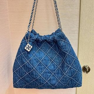 (Category: ) located in . Submitted by pshoppers. (Listing ID 1444860855, Image 1). Description: .