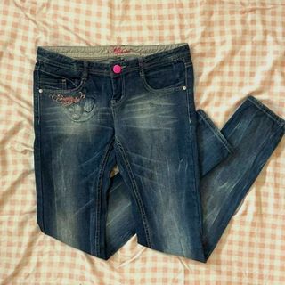 (Category: ) located in . Submitted by secondestyle (Listing ID 1443825845, Image 1). Description: .