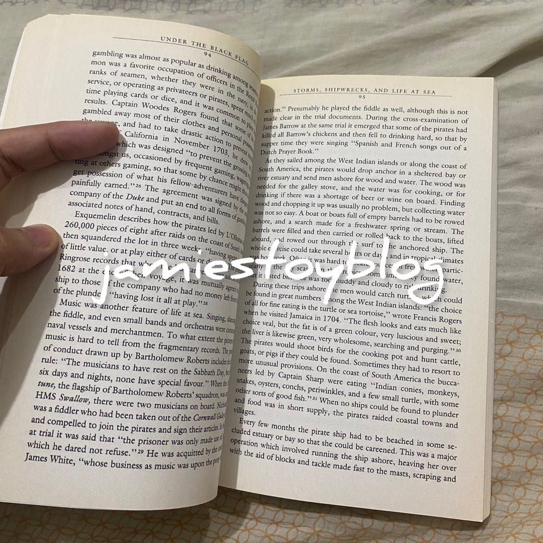 Under The Black Flag by David Cordingly book (Category: Storybooks) located in Quezon City. Submitted by ohitsninja (Listing ID 1444954466, Image 2). Description: The Romance and the reality of life among the pirates As is Pay by Gcash Delivery shouldered by buyer I DO NOT USE COD OR SCO. RFS: Decluttering, Need funds.