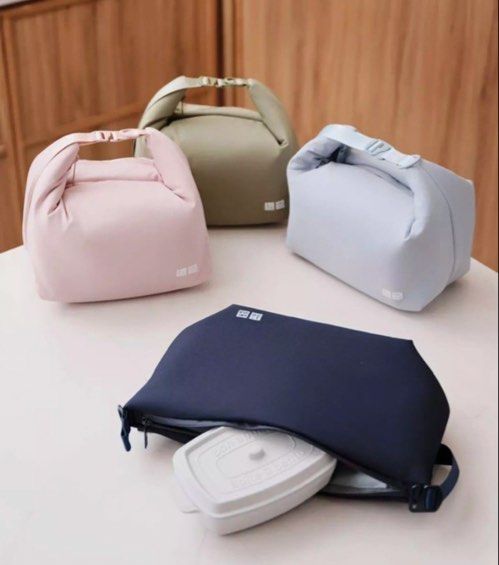 Uniqlo lunch bag487642789022289920