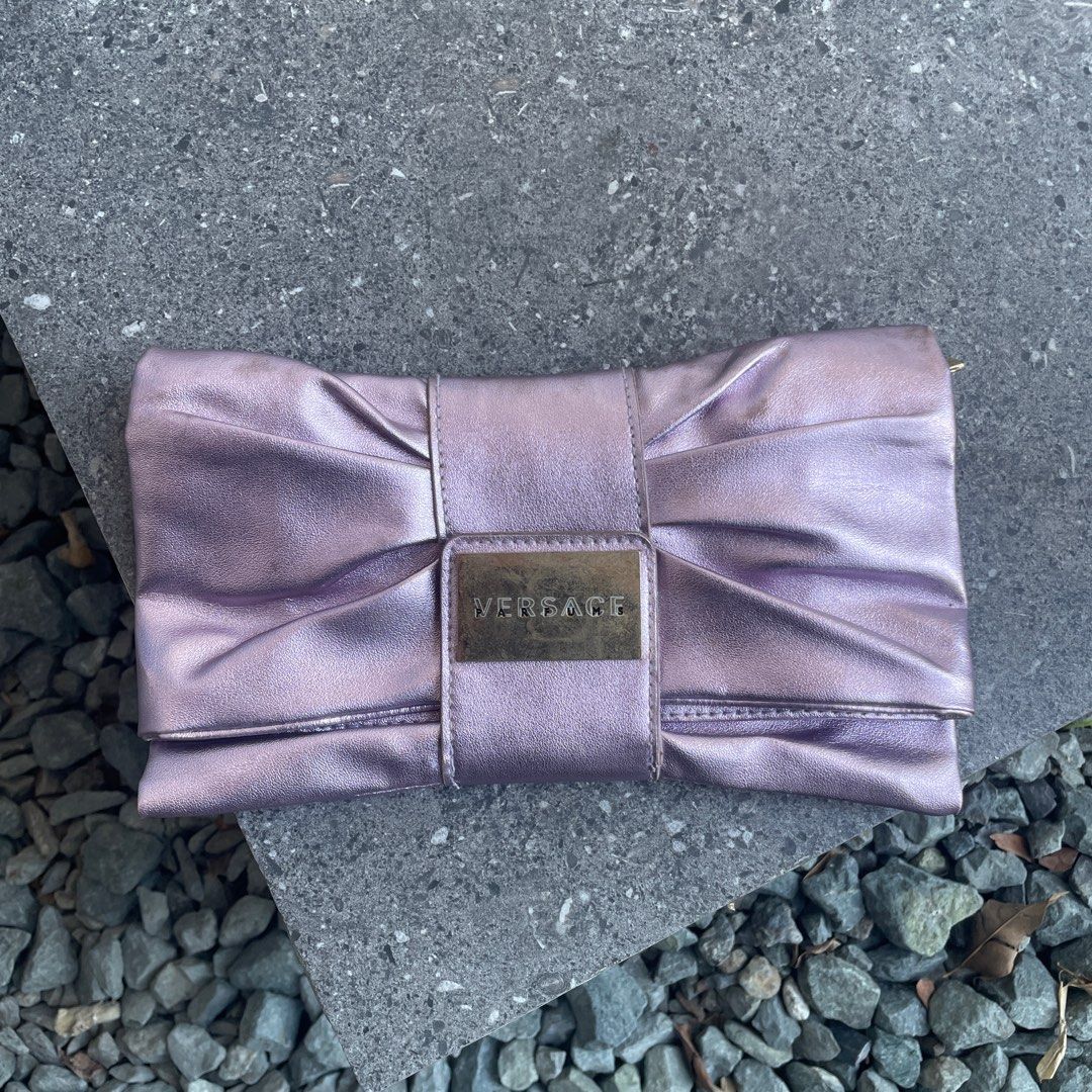 Versace Parfums Clutch In Purple (Category: Luxury Bags & Wallets) located in Manila. Submitted by saintjohnn (Listing ID 1444911357, Image 2). Description: .