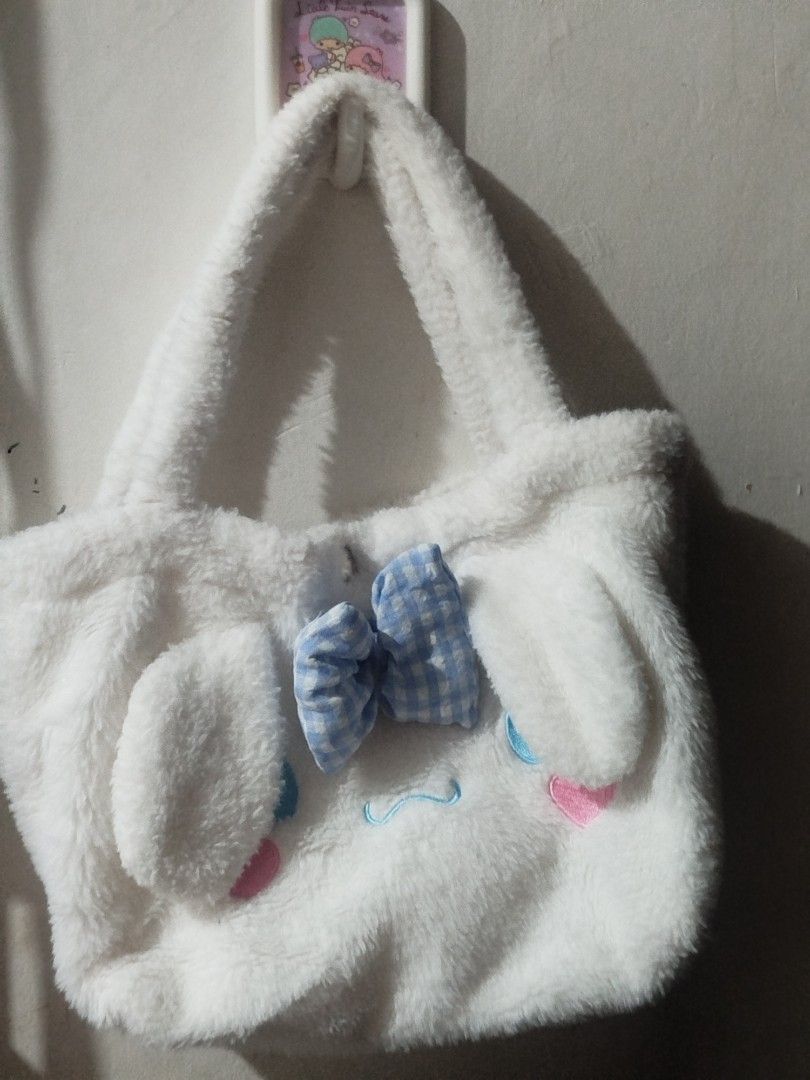 White Fluffy Cinnamoroll Bag with Blue Gingham Bow (Category: Tote Bags) located in Caloocan City. Submitted by sunrizel (Listing ID 1444970295, Image 1). Description: Free for any purchase worth 500 and above (upon request) 📦 ships from North Caloocan 🧾 Maya or bank transfer (Gotyme).