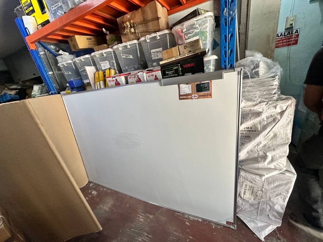 Whiteboard no stand (Category: Everything Else Others) located in Manila. Submitted by 09171479278_elsie. (Listing ID 1444864226, Image 1). Description: 4ft x 6ft .