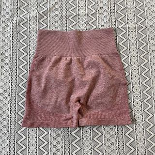 (Category: ) located in . Submitted by shop.reese (Listing ID 1444964659, Image 1). Description: .