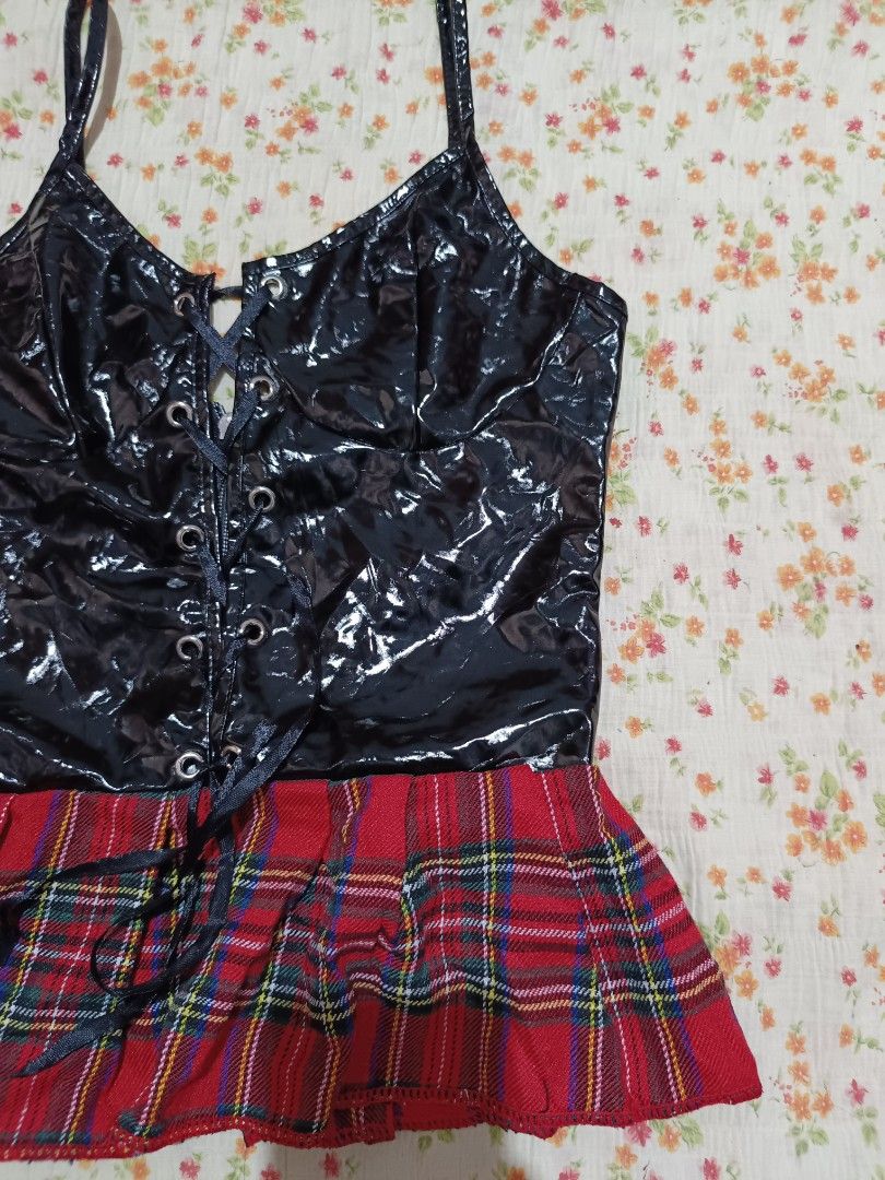 Y2k grunge style lace top (Category: Sleeveless) located in Davao. Submitted by mln-boutique (Listing ID 1445042466, Image 3). Description: Size - Small good condition inspo last pic.