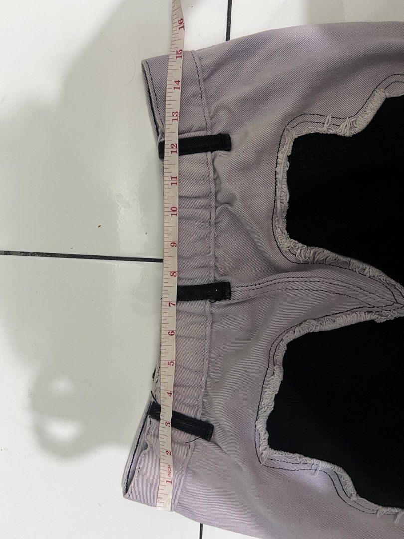 Y2k vintage Black pants Unique (Category: Jeans) located in Pasay City. Submitted by vintique_2026 (Listing ID 1445027267, Image 3). Description: .