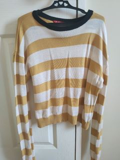 (Category: ) located in . Submitted by mari_clothing (Listing ID 1444866671, Image 1). Description: .