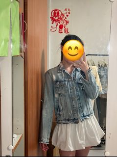 (Category: ) located in . Submitted by lolaliong (Listing ID 1445028125, Image 1). Description: .