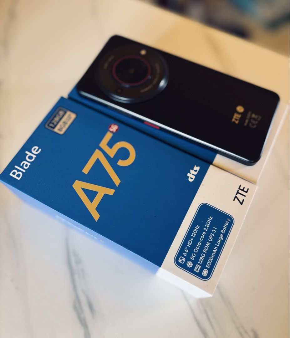 ZTE Blade A75 5G Smart Lock (Category: Android Others) located in Roxas City. Submitted by jhen_c (Listing ID 1444912897, Image 2). Description: ‼️Brand New‼️ ☑️ ZTE Blade A75 5G Smart Lock ☑️ Includes charger and clear case ☑️ Box unsealed, device never opened ☑️ 128GB storage ☑️ 5G capable.
