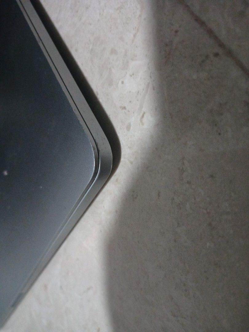 2017 15" MacBook Pro488816528631408643