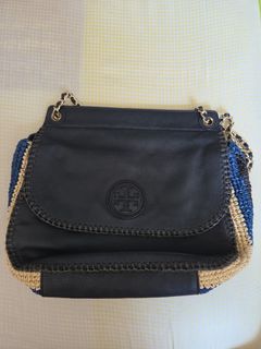 （分類：）位於 。 由 lcw0527 提交（商品編號 1445054002，圖片 1）。簡介： 。