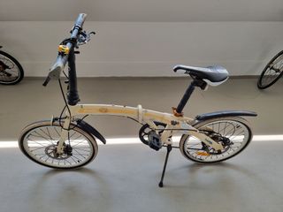 (Category: ) located in . Submitted by speakerbike (Listing ID 1445205021, Image 1). Description: .