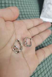 (Category: ) located in . Submitted by thunderstorm88 (Listing ID 1445189787, Image 1). Description: .