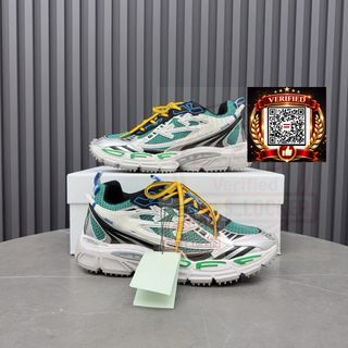 (Category: ) located in . Submitted by shoes.locker (Listing ID 1445102287, Image 1). Description: .
