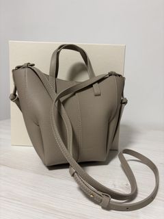 （分類：）位於 。 由 eeeee22222 提交（商品編號 1445108529，圖片 1）。簡介： 。