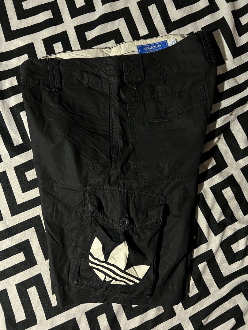 Adidas Retro/Vintage Cargo Short (Category: Shorts) located in Paranaque City. Submitted by ghetto_finds (Listing ID 1445105538, Image 2). Description: VINTAGE ADIDAS W - 33-34 L - 20.5 GOOD AS NEW .