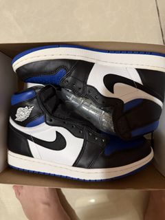 (Category: ) located in . Submitted by dntsnkrs (Listing ID 1445118560, Image 1). Description: .