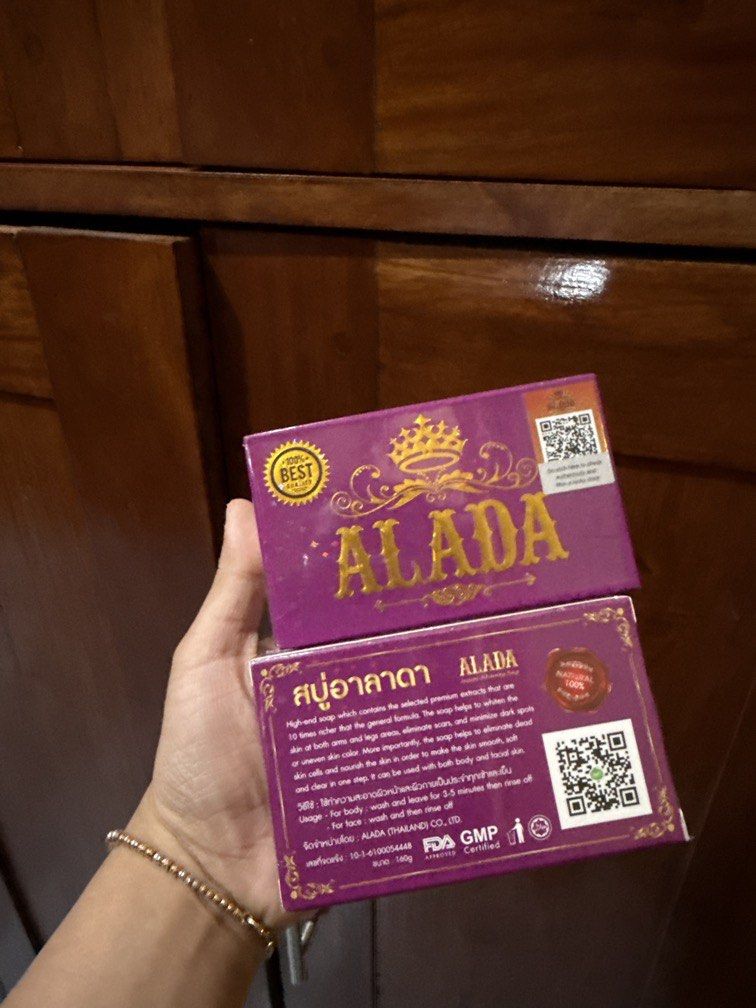Alada OG Soap 160g (Category: Bath) located in Nagcarlan. Submitted by kkavonlinehop (Listing ID 1445047455, Image 1). Description: NEW STOCKS FROM THAILAND Authentic and Original ALADA SOAP 160g WHITENING, EXFOLIATES.
