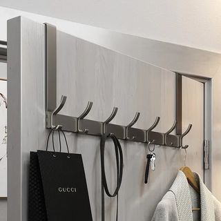 (Category: ) located in . Submitted by emmashoppingg (Listing ID 1445071966, Image 1). Description: .