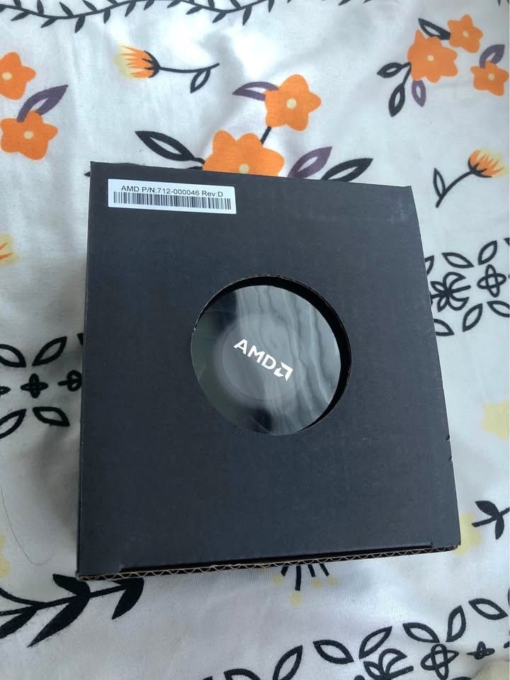 AMD Wraith Stealth Cooler (Category: Computer Parts) located in Mandaluyong City. Submitted by pkcollectors (Listing ID 1445158285, Image 1). Description: Semi-Brand New (bought 1 year ago, which was included with the cpu that I bought for my current PC, which was then kept inside of a cabinet for safe keeping) * Original cooler box included * Never Used.