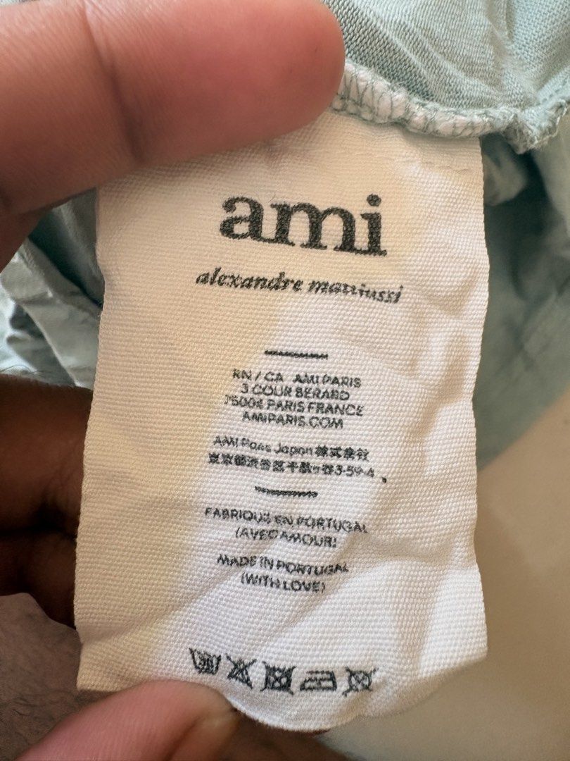 AMI (Category: Tshirts & Polo Shirts ) located in Bolinao. Submitted by kikmai_thrifts (Listing ID 1445118939, Image 3). Description: Bagong kuha lang sa bale.