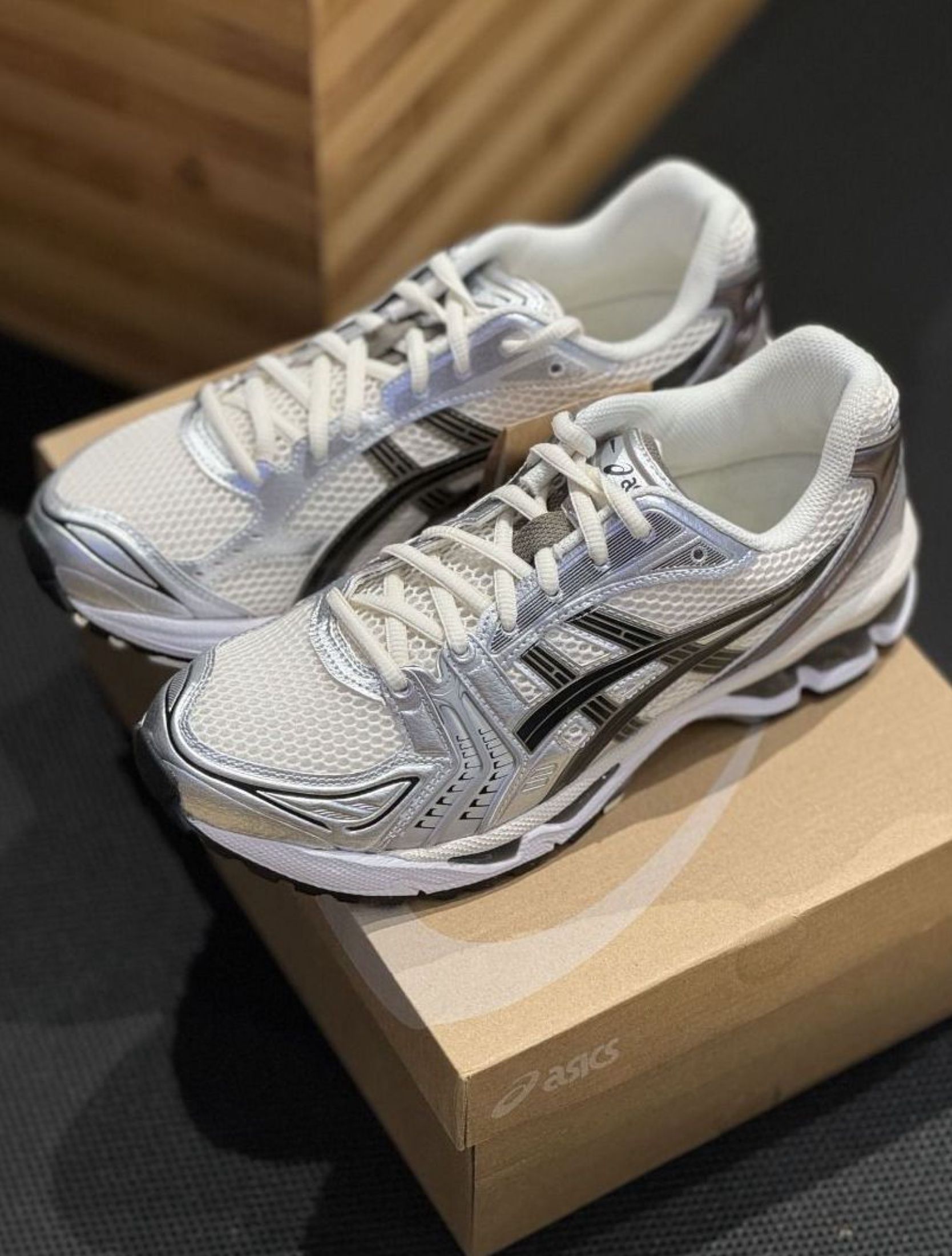 Asics Gel-Kayano 14 Outdoor Functional Y2K Millennium Style Retro Street Black (Category: Sneakers) located in Singapore. Submitted by lzealturtle (Listing ID 1445209935, Image 2). Description: Asics — Asics Gel-Kayano 14 Outdoor Functional Y2K Millennium Style Retro Street Black 🆕 New / 📦 Free ship / 💰 COD Interested? Chat me 👋.