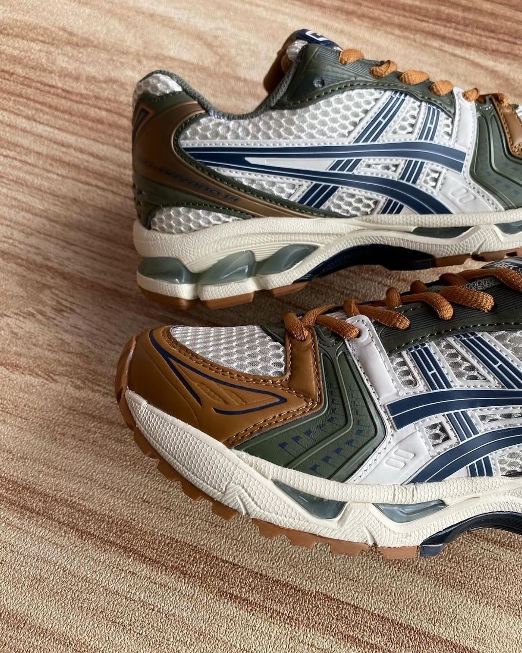 Asics Gel-Kayano 14 RE Retro Green-Brown (Category: Sneakers) located in Singapore. Submitted by hokarunlabsg (Listing ID 1445154494, Image 3). Description: 👋 Hello! Asics · Asics Gel-Kayano 14 RE Retro Green-Brown available now 🔹 Free shipping 🔹 Cash on delivery 🔹 3-day photo confirm 🔹 Tracking provided Check sizes → Chat 💬.