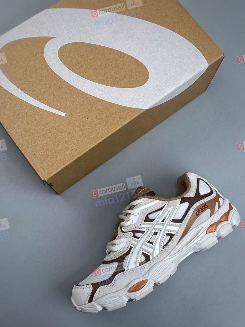 ASICS GEL-NYC Running Shoes, Unisex, Beige, Low-top, Sports Shoes (Category: Sneakers) located in Singapore. Submitted by mia12138 (Listing ID 1445132035, Image 3). Description: 👞 Size Euro 36-45 👞 ✈️ Free shipping ✈️ 👀 Pre order Delivery 10-12 days 👀 👉 All pictures take by real product 👈 👉 Other style and size Pm for details 👈 🚶‍♂️ Follow me ,Everyday Update New Style 🚶‍♂️.