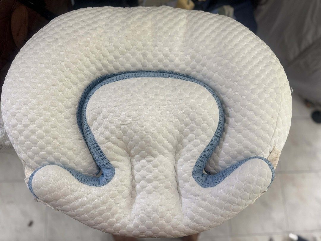 Baby Pillow for Flat Head Prevention - Breathable Mesh (Category: Children's Beds) located in Manila. Submitted by markhalili17 (Listing ID 1445060429, Image 1). Description: - Helps prevent flat head syndrome. - Made with breathable mesh fabric for ultimate comfort. - Contoured design provides excellent head and neck support. - Easy to clean and highly portable. - Perfect for use in cribs, strollers, and car seats. - Ensures your baby stays comf