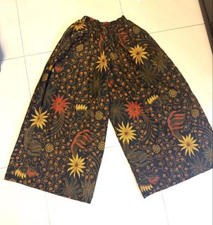 (Category: ) located in . Submitted by ju_souq (Listing ID 1445186526, Image 1). Description: .