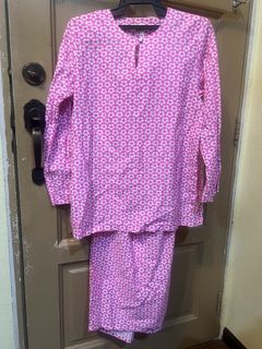 (Category: ) located in . Submitted by aimi86 (Listing ID 1445174114, Image 1). Description: .