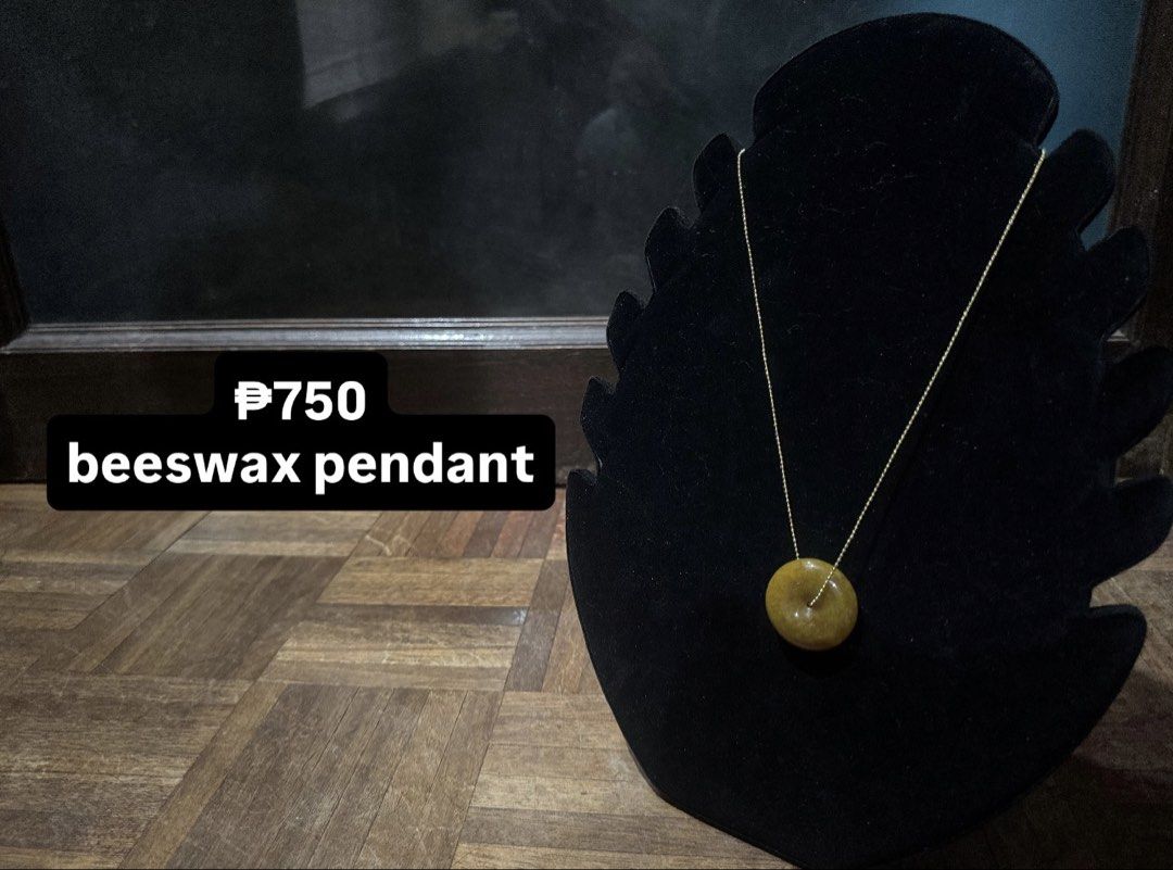 Beeswax Pendant (Category: Necklaces) located in Manila. Submitted by cyans.cart (Listing ID 1445068845, Image 1). Description: authentic beeswax pendant from chn price is negotiable feel free to ask for more pics.
