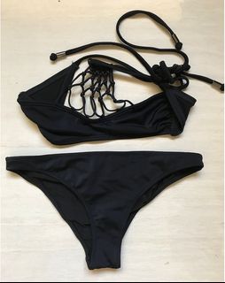 (Category: ) located in . Submitted by ambersand (Listing ID 1445054569, Image 1). Description: .