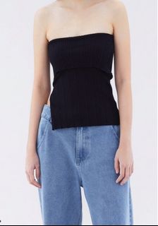(Category: ) located in . Submitted by rainingapparels (Listing ID 1445179062, Image 1). Description: .