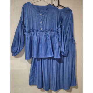 (Category: ) located in . Submitted by hannaboutique (Listing ID 1445162850, Image 1). Description: .