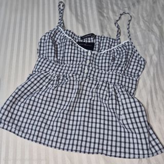 (Category: ) located in . Submitted by ughyh (Listing ID 1445207620, Image 1). Description: .