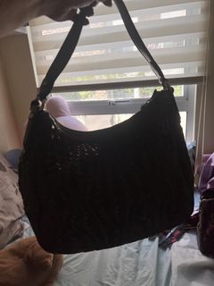 (Category: ) located in . Submitted by ninaaisha (Listing ID 1445077995, Image 1). Description: .