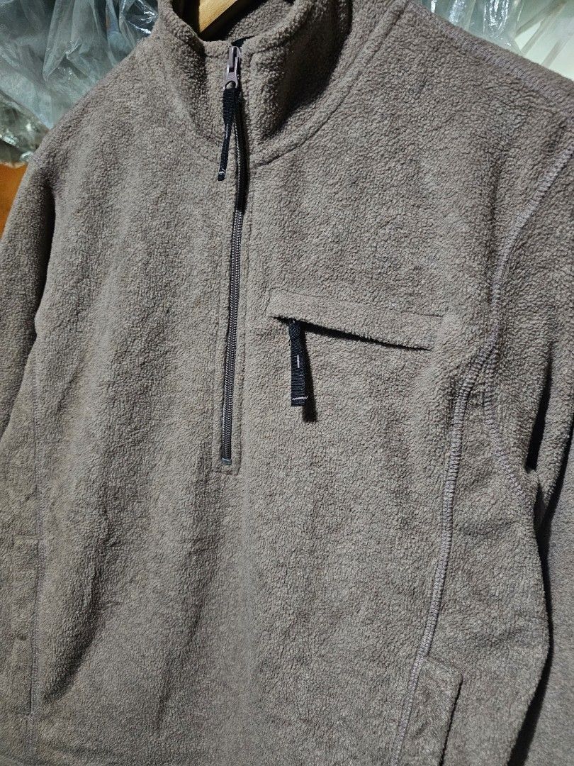 Cara Caro Quarter Zip Fleece Jacket (Category: Coats, Jackets and Outerwear) located in Las Pinas. Submitted by noblethreads (Listing ID 1445184288, Image 2). Description: Cara Caro Quarter Zip Fleece Jacket Size: Medium Dimensions: 22x26 250+sf.